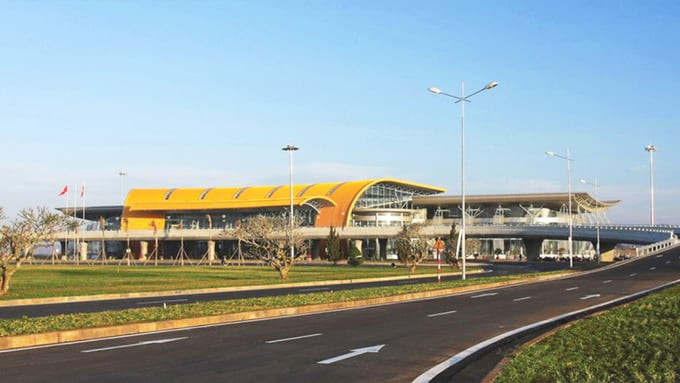 dong-cua-san-bay-lien-khuong-4-3-2026